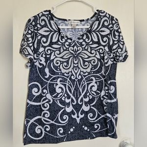 Christopher banks vneck tee